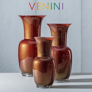 Venini Opalino 706.24 vase ox blood red with gold leaf/cipria pink inside h. 16 17/32 in. - Buy now on ShopDecor - Discover the best products by VENINI design